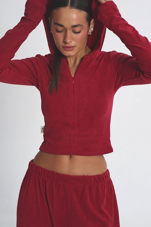 Kombinezon dopasowany z zamkiem czerwony