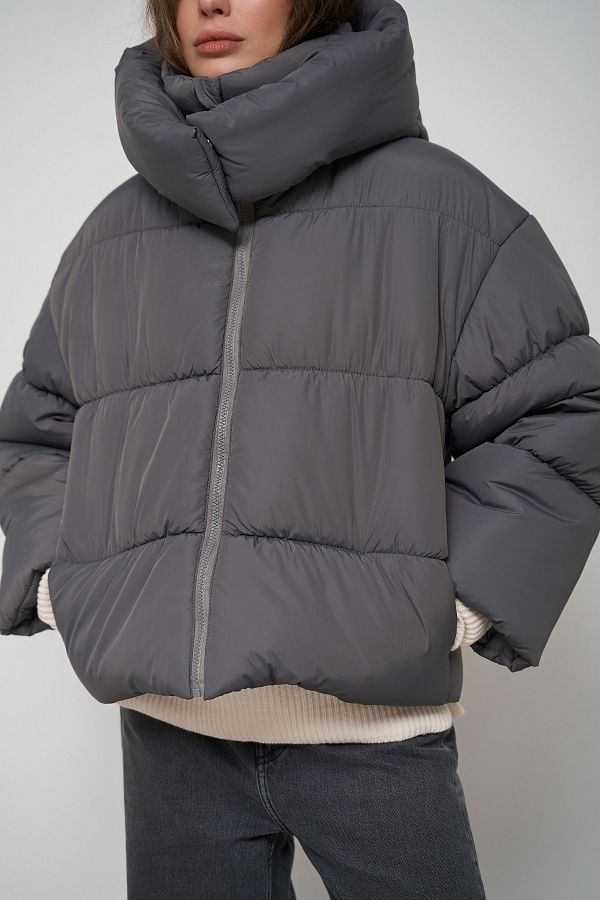 Kurtka przycięta z zamkiem grafitowa KR01104 № 4