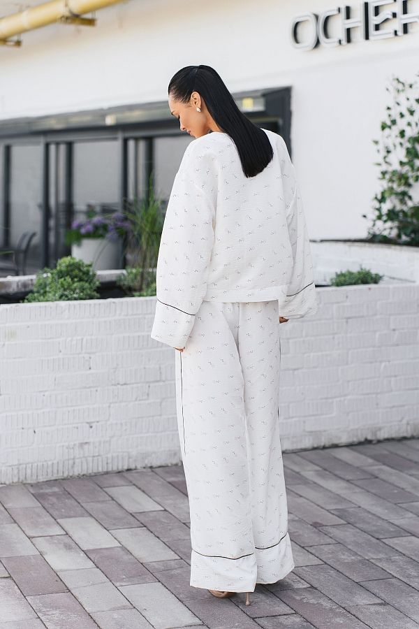 Garnitur biały z czarną lamówką na wiązaniach lam02/07 #RU#  lam02/07 № 3