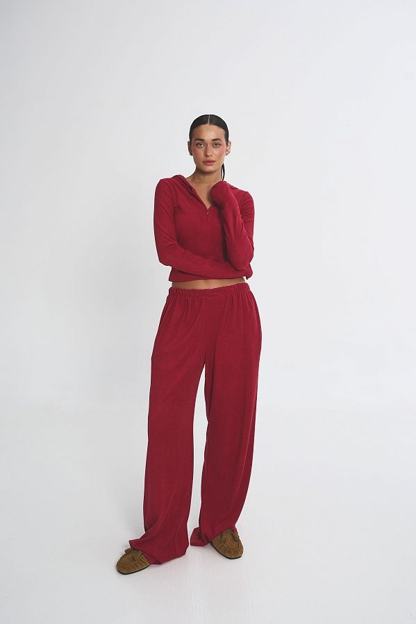 Kombinezon dopasowany z zamkiem czerwony garn06/02 #RU#  garn06/02 № 1