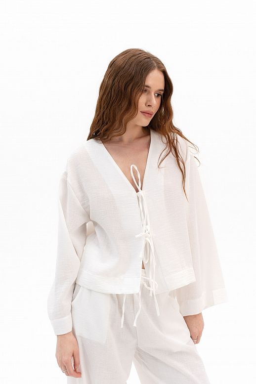 Lniany garnitur z koszulą oversize biały