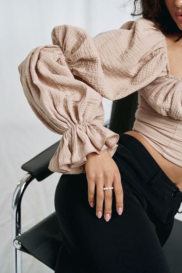 Top muślinowy beżowy D0223/2 #RU# Muślinowy top w kolorze beżowym D0223/2 № 2