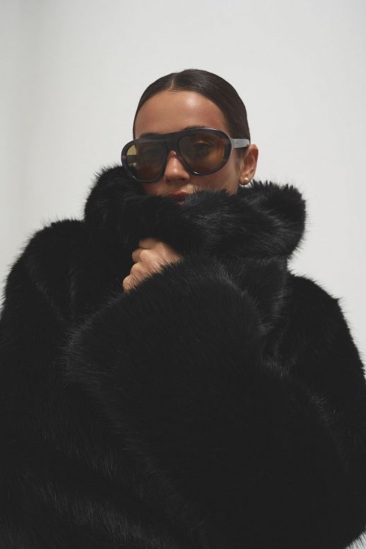 Eko-futro wydłużone  czarne